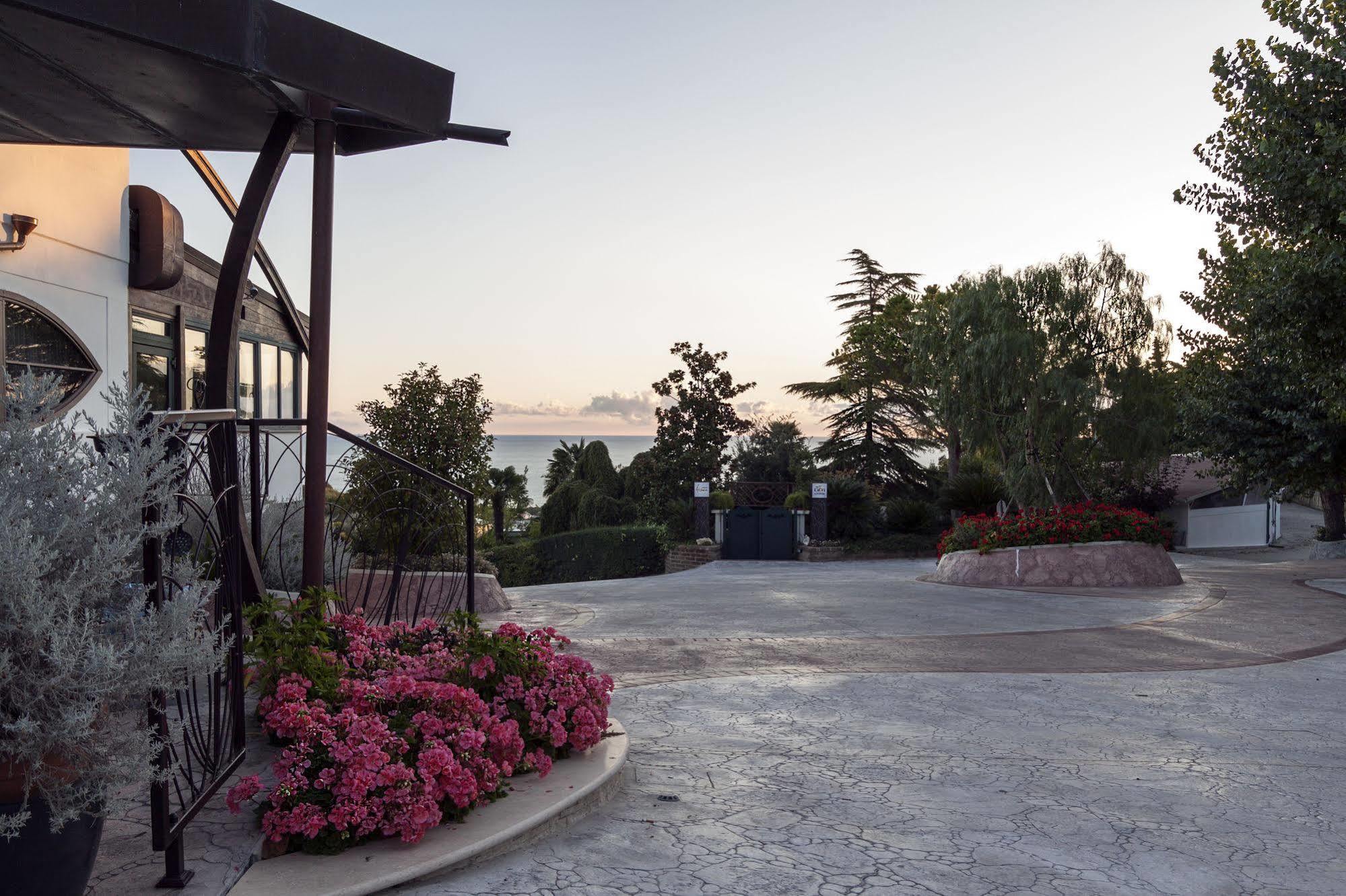 סילבי מרינה Casa Ferretti Di Ferretti Village מראה חיצוני תמונה