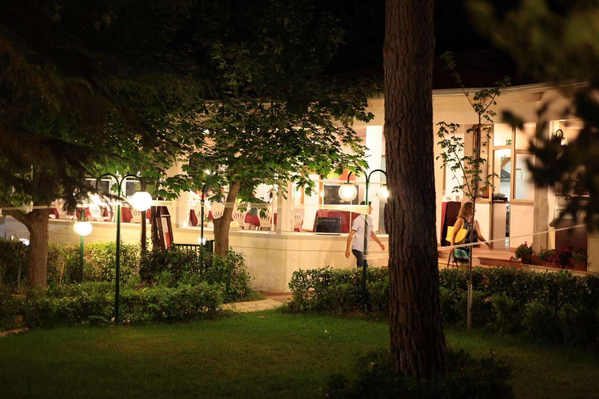 סילבי מרינה Casa Ferretti Di Ferretti Village מראה חיצוני תמונה